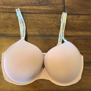 Victoria’s Secret bra